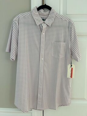 Men's Short-Sleeve Button-Down Shirt in White with Burgundy Micro Cross Print
